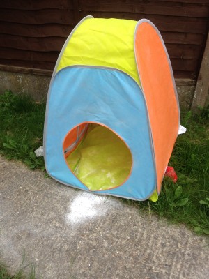 Play tent