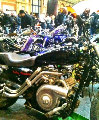 Whiskers Punsen dieselbike